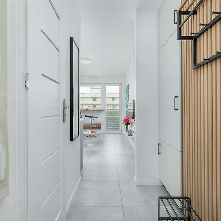 Bright Sea View On Promenada Gwiazd By Renters